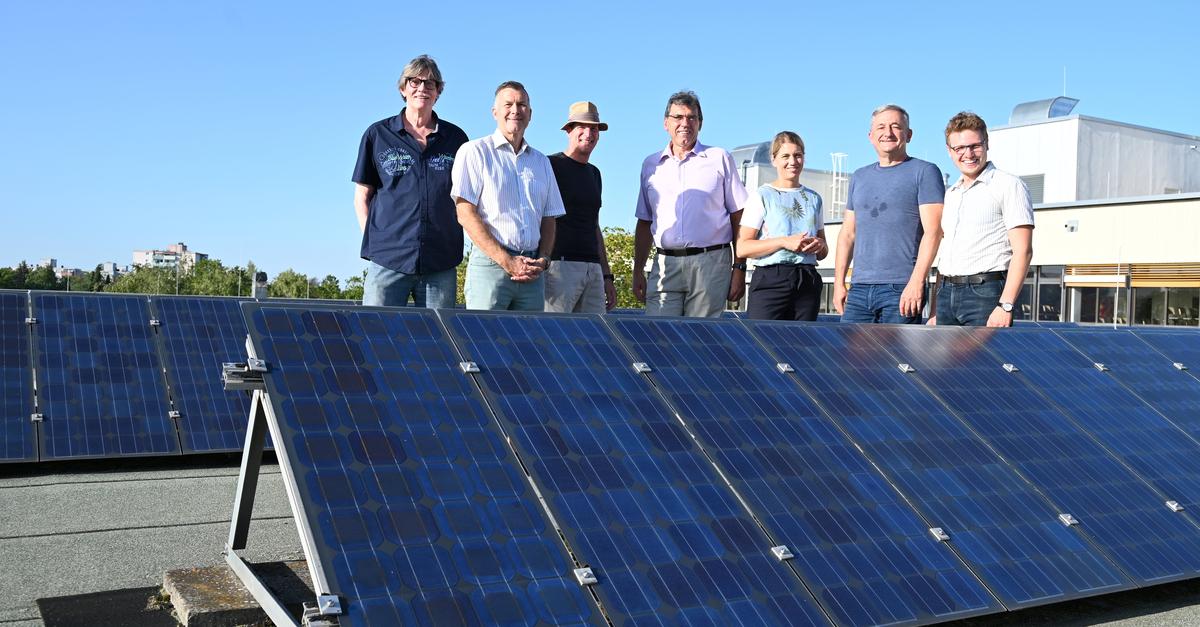 Ehrenamtliche-beraten-in-Worms-auf-dem-Weg-zur-Solaranlage