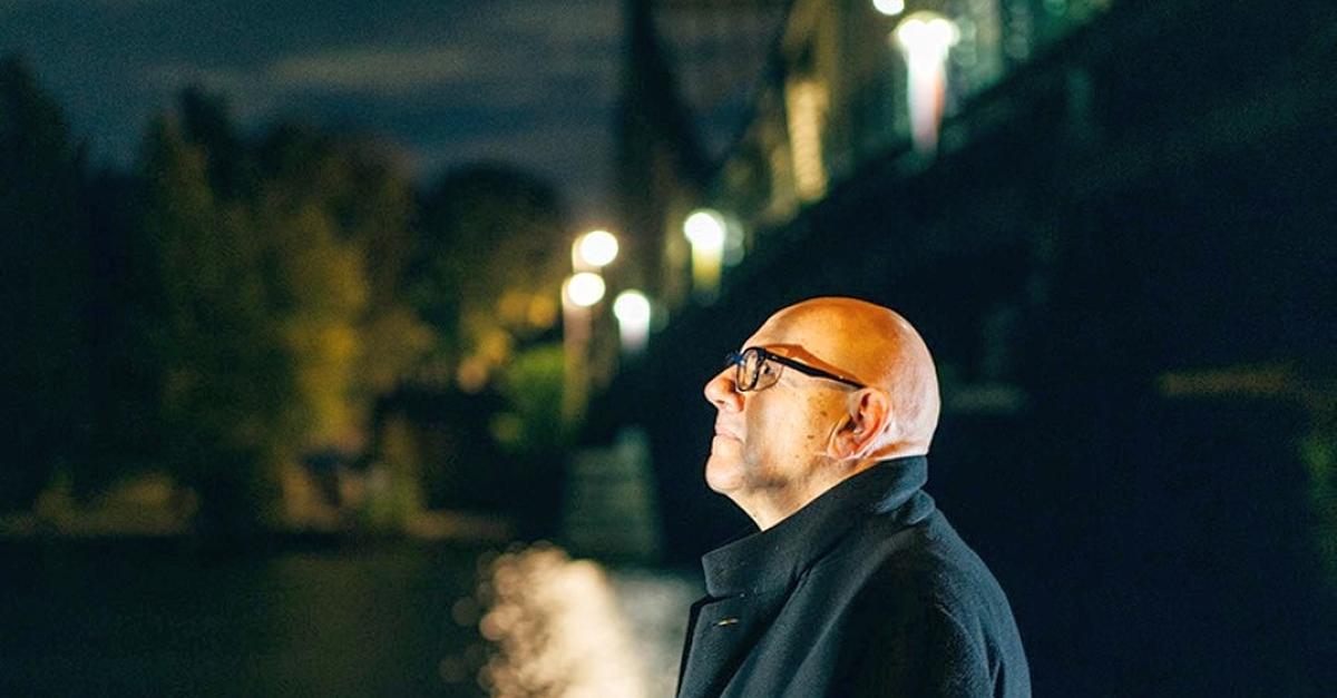 Erfolgsautor-Andreas-Pfl-ger-l-sst-ganz-ohne-KI-die-Sau-raus