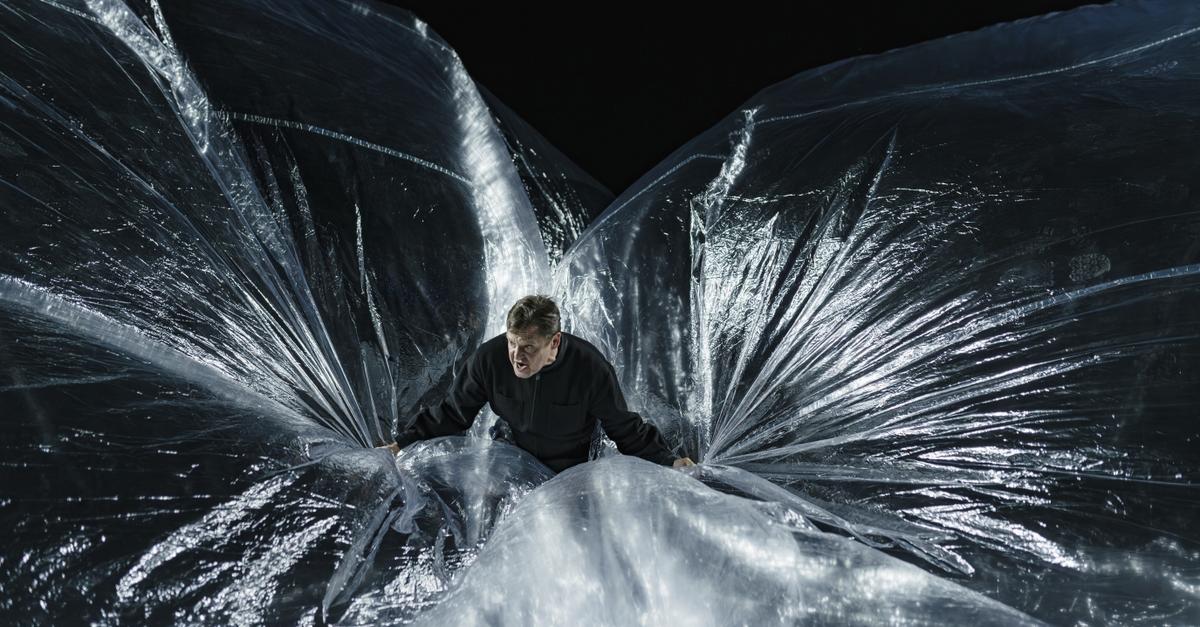 Lenz im Staatstheater Darmstadt: Wo der Wahn wabert
