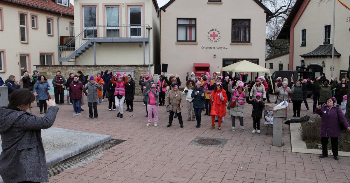 Tanz-Demo-One-Billion-Rising-findet-wieder-in-Alzey-statt