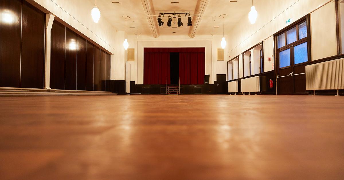 Stadthalle-Alzey-p-nktlich-zur-Fastnacht-wieder-er-ffnet