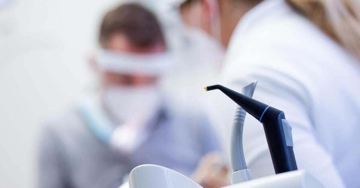 Kind-stirbt-bei-Zahnarzt-Gericht-muss-Mordfrage-neu-pr-fen