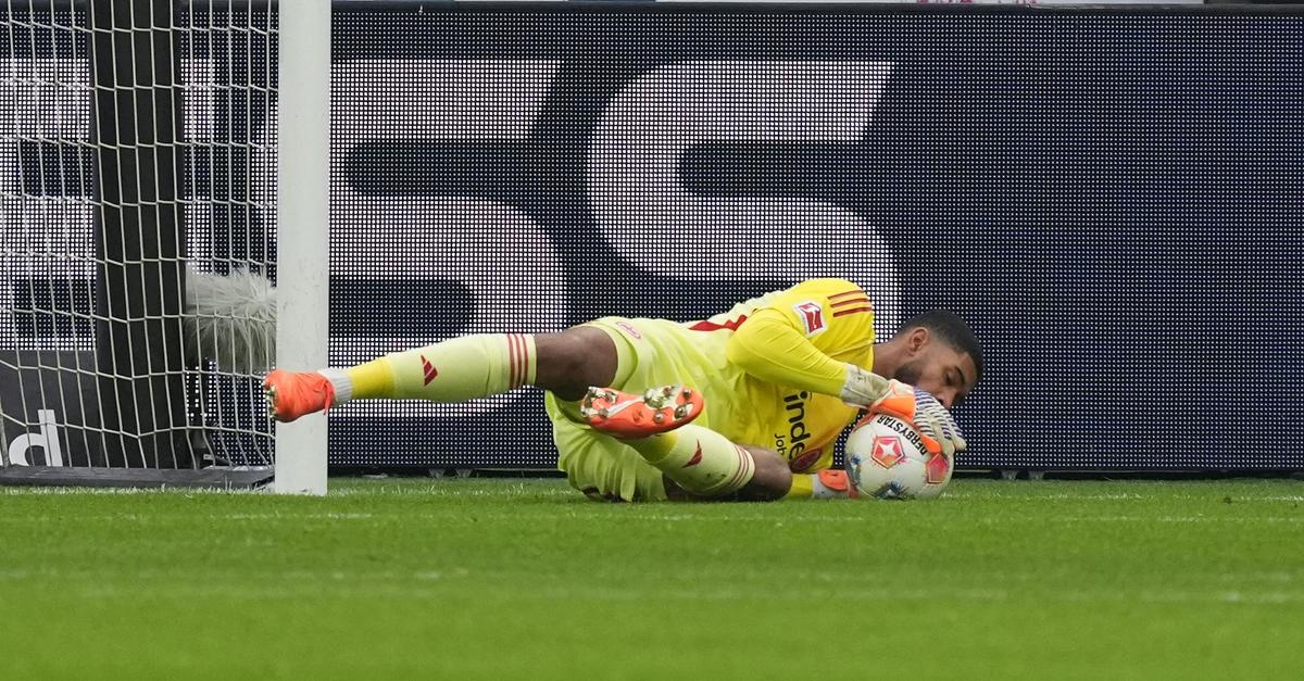 Eintracht-Frankfurt-in-der-Krise-Neuanfang-am-Nullpunkt