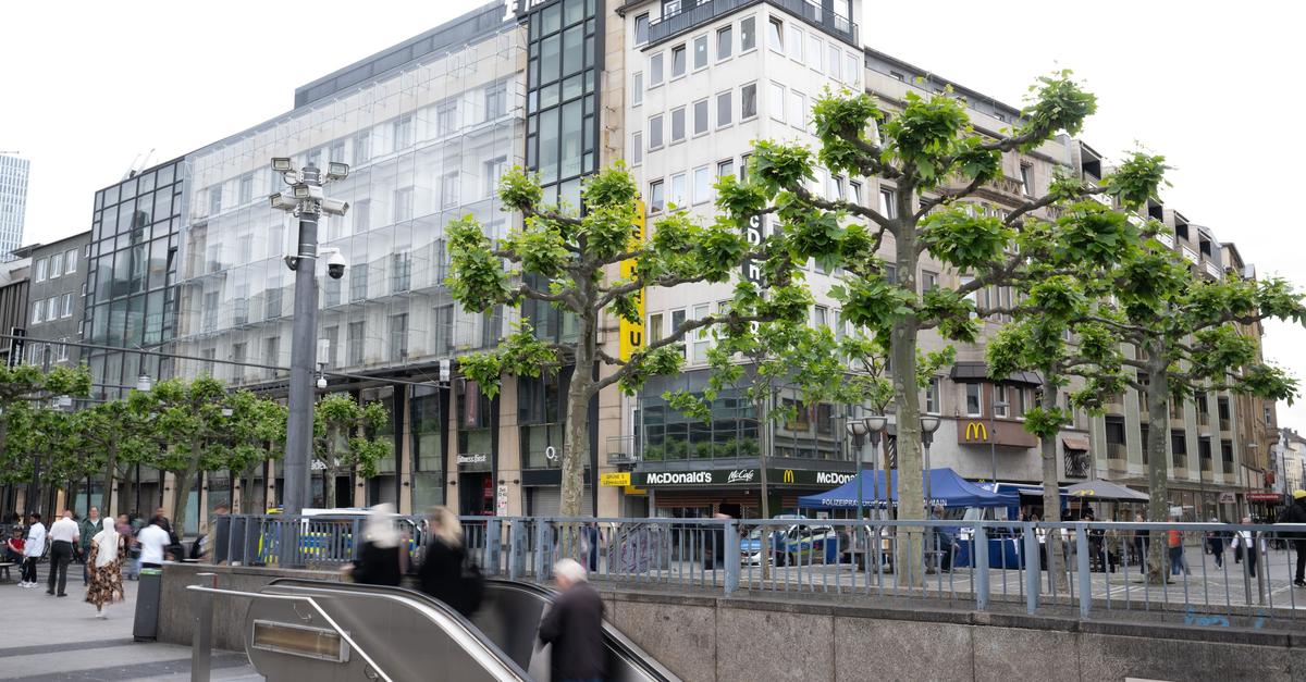 Kontrolle-in-der-Innenstadt-Mutma-liche-Dealer-festgenommen