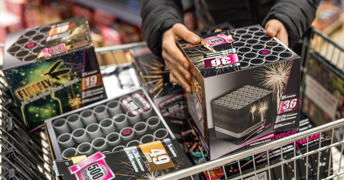 Verkauf-von-Silvester-Feuerwerk-beginnt