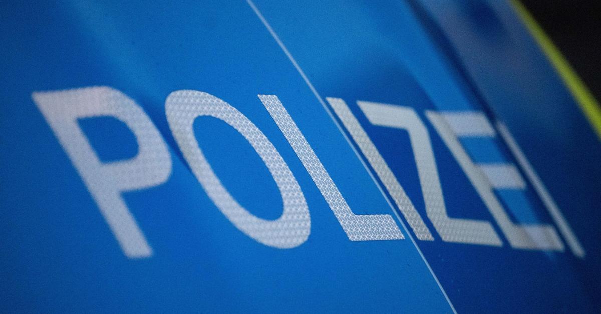 Mit-Blut-beschmierte-Autos-und-H-user-Polizei-ermittelt