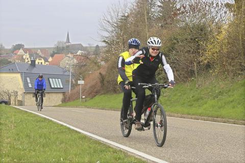 Am Ostermontag fand rund um Mölsheim die Radtouristikfahrt statt. Foto: photoagenten/Andreas Stumpf  Foto: photoagenten/Andreas Stumpf