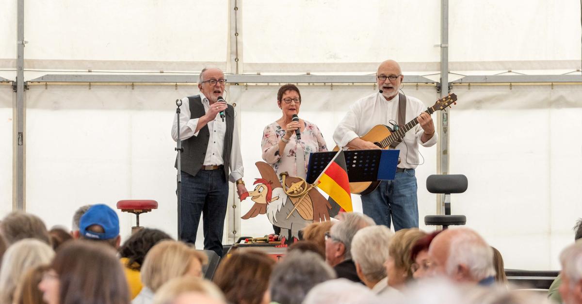 Emotionaler Abschied der Wonnegeier in Monsheim