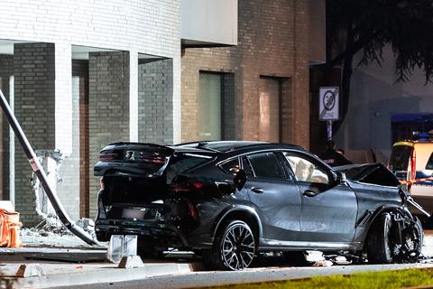 Bei einer tödlichen Kollision in Frankfurt hatte der SUV mehrere Menschen erfasst. Foto: dpa