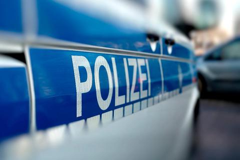 Am frühen Morgen des 4. September ist ein 20-Jähriger am Bahnhof in Wetzlar Opfer einer Vergewaltigung geworden. Die Wetzlarer Kriminalpolizei sucht nun nach Zeugen. (Foto: Heiko Küverling/Fotolia) 