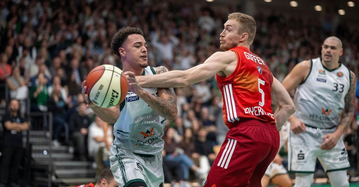 Ab-in-die-USA-Trier-verliert-Nolan-Adekunle