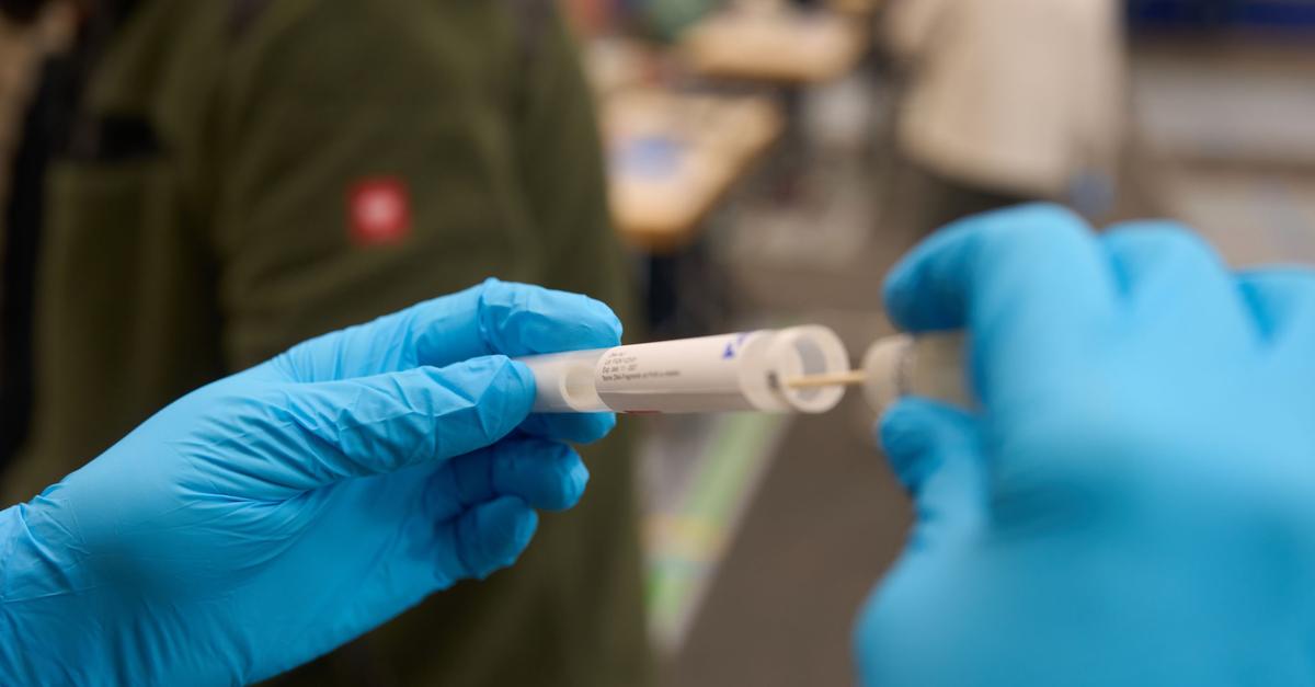 Rund-1-200-Personen-bei-DNA-Reihenuntersuchung