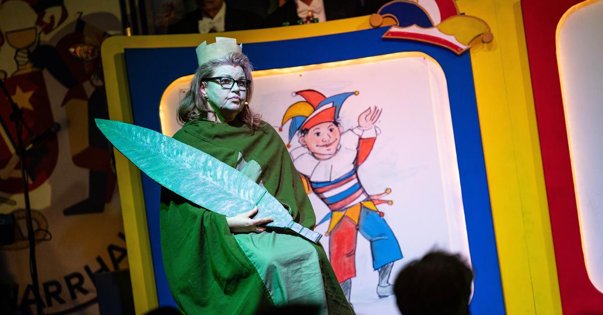 Mit-Wormser-Platt-im-fastnachtlichen-Ehrenamt-Claudia-Diehl