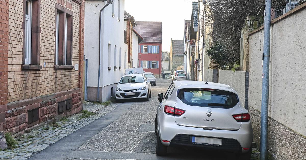 Parkprobleme-in-Worms-Abenheim-Anwohner-fordern-L-sungen
