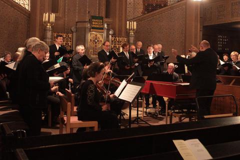 Atmosphäre und Akustik in der Lutherkirche boten den perfekten Rahmen für das Novemberkonzert. Foto: BilderKartell/Axel Schmitz