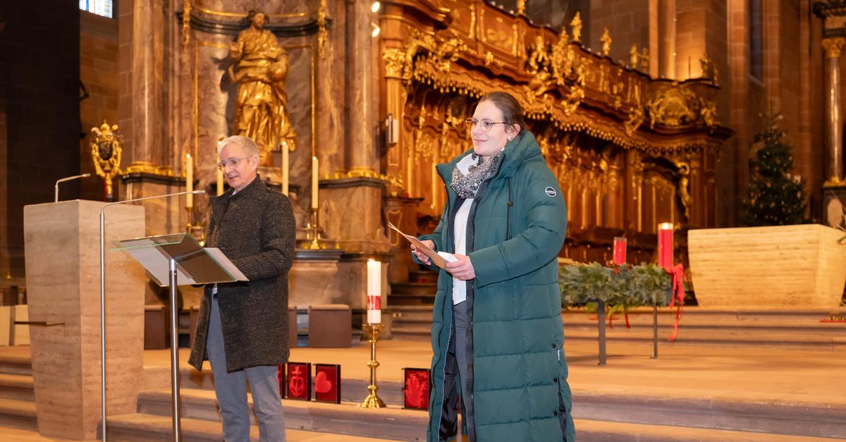 Caritas-Worms-schlie-t-Jubil-umsjahr-mit-Adventsfeier-ab