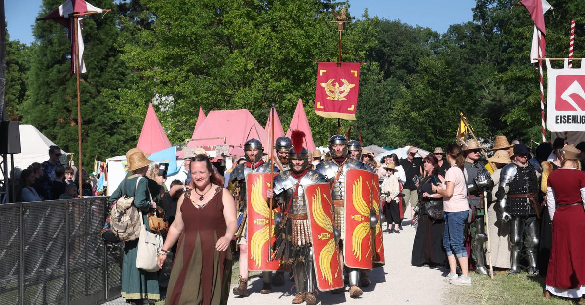 Wormser-Spectaculum-Gelungener-Auftakt-bei-sch-nstem-Wetter