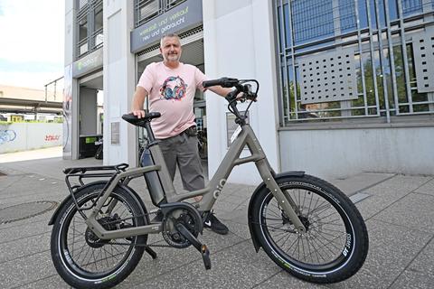 herren handschuhe gefüttert Herrenhandschuhe aus echtem Metis-Leder mit Krokodilrücken, – Gloves ringbox Anicy Fahrrad Ständerfuß Fahrradständer Farbe:Pop II Lite Black Matt