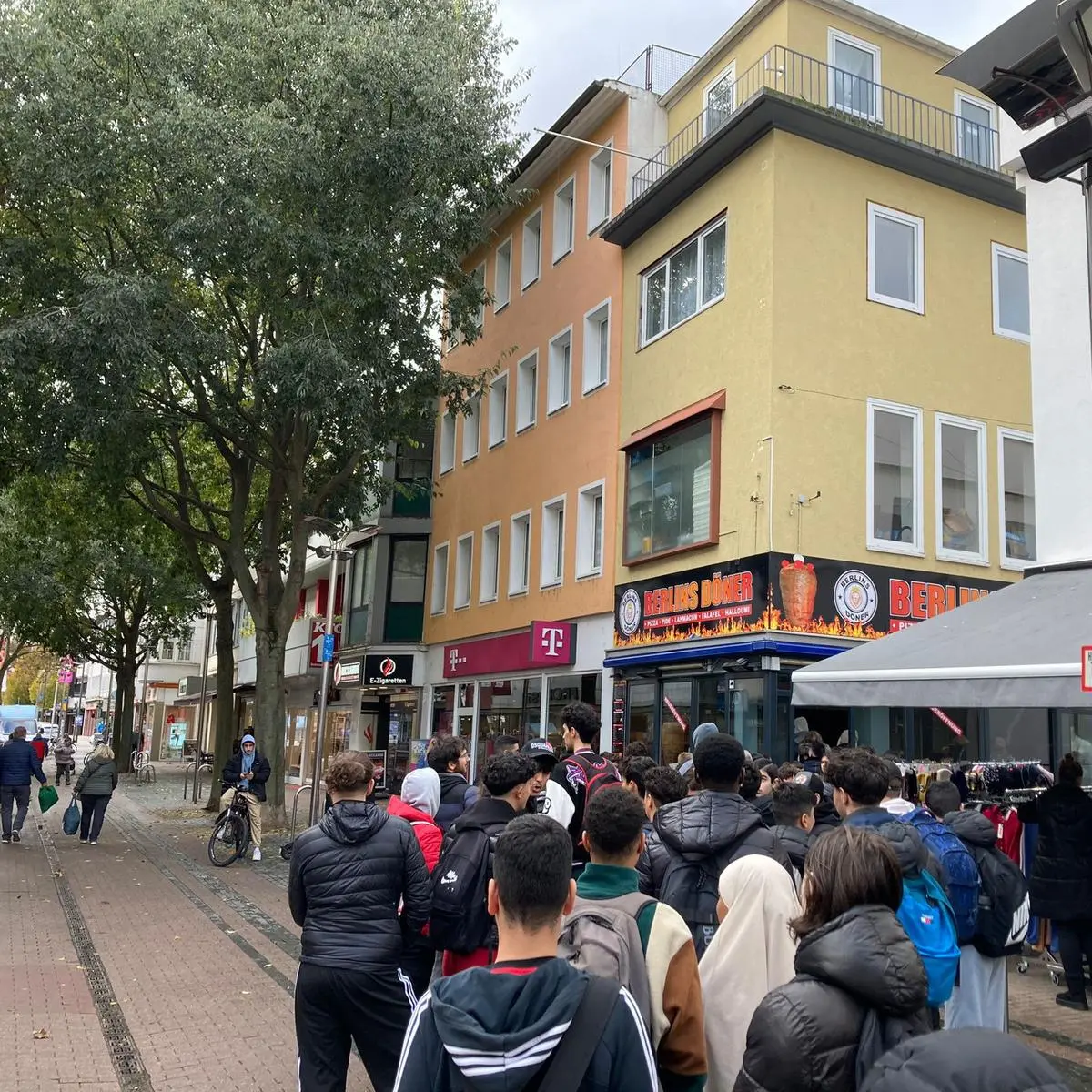 Dnerboom in Worms: Ein Blick auf die Kundschaft