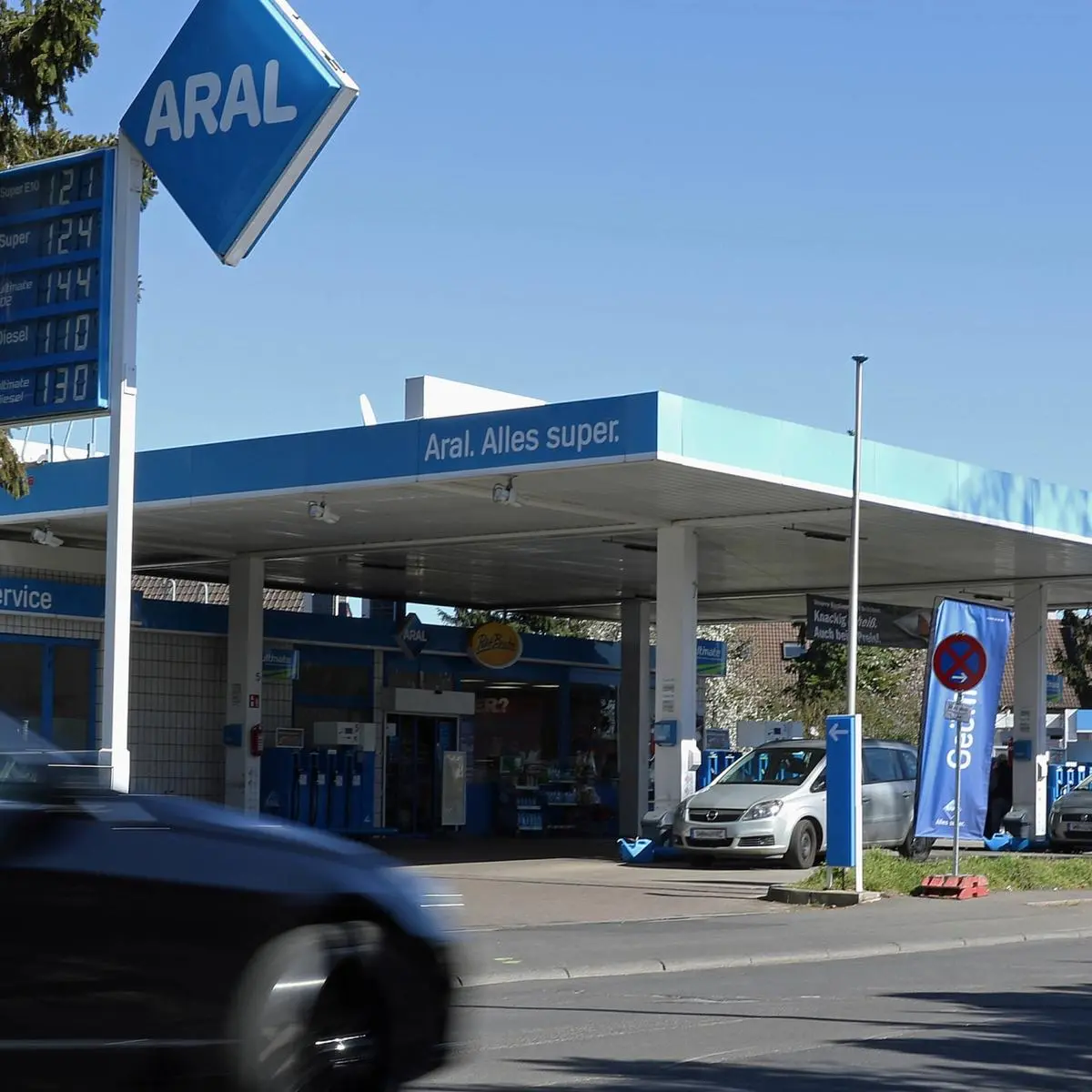 elfbar elfa master akku Vape Shop prsentiert Neuheiten und Tipps zu einweg e-zigarette tankstelle  aral in Ihrer Nhe
