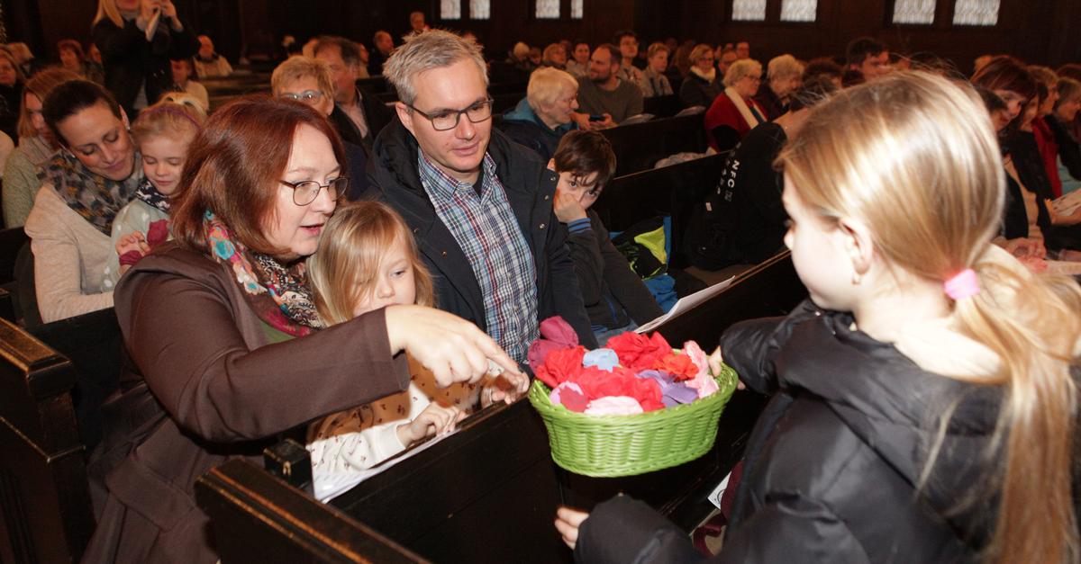Zwei-Wormser-Kirchengemeinden-fusionieren-zu-Brot-Rosen-