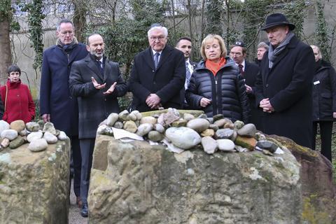 Bundespräsident Frank-Walter Steinmeier hat sich in dieser Woche viel Zeit für das jüdische Erbe in Worms genommen. 