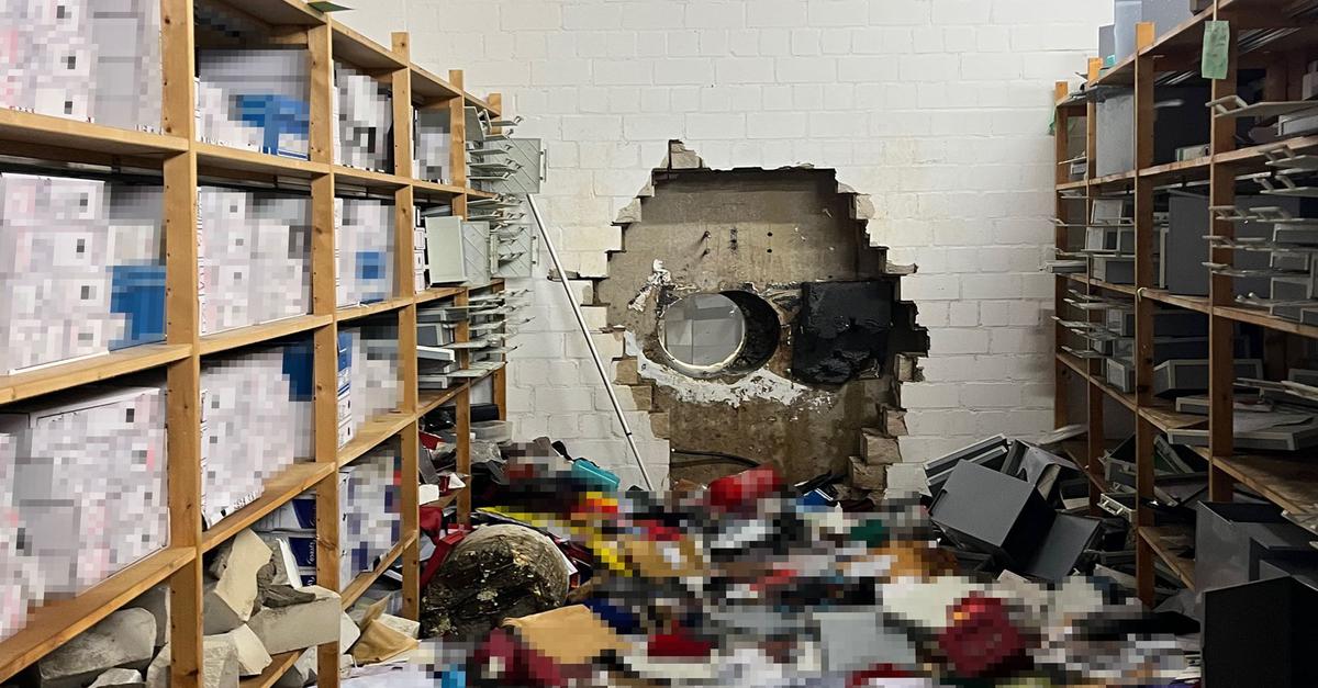 Tresor-Coup-Polizei-pr-ft-mehrere-Dutzend-Hinweise