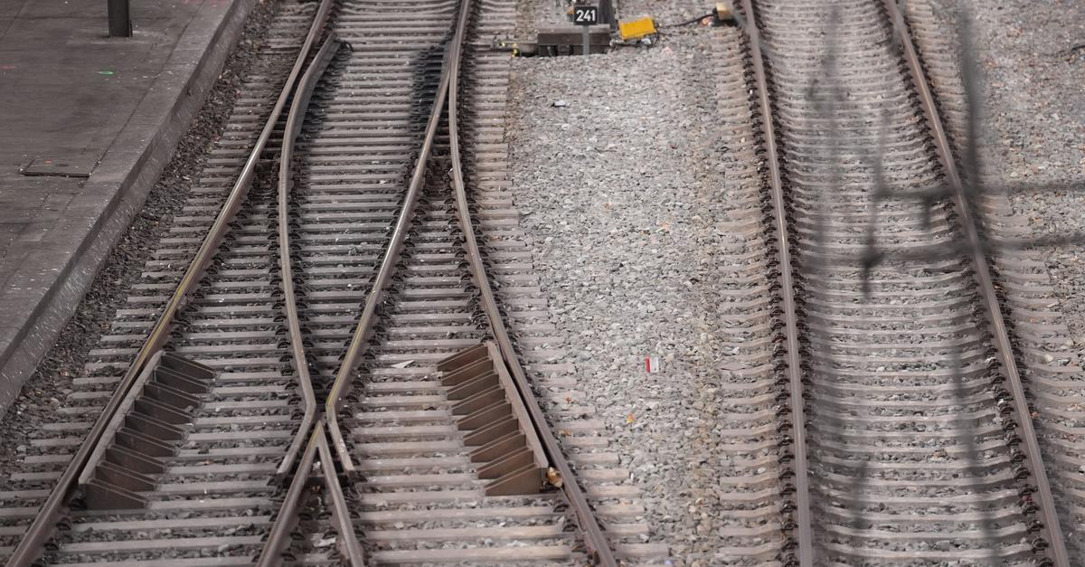 Bahn-reduziert-Fernverkehr-im-Norden-wegen-des-Winterwetters