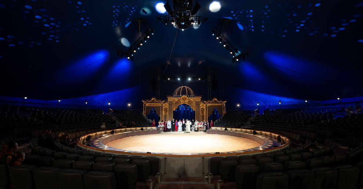 Premiere-im-M-nchner-Circus-Krone-gest-rt