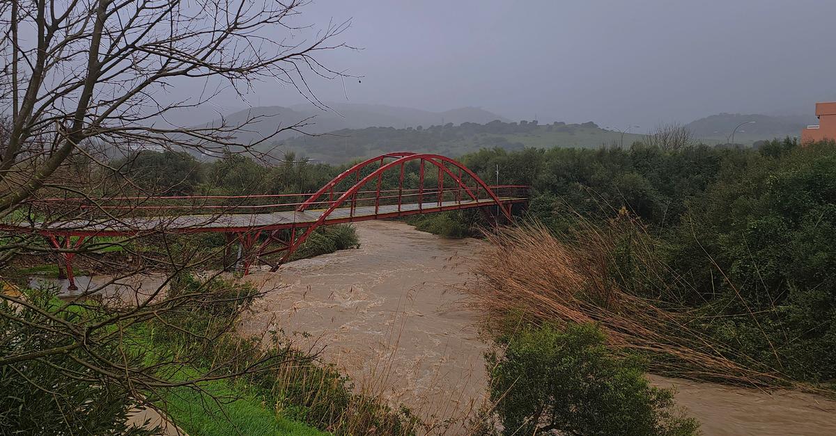 Sturmtief-setzt-Teil-S-dspaniens-und-Portugals-unter-Wasser