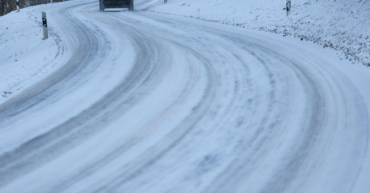 Gl-tte-und-Nebel-Autofahrer-m-ssen-weiter-aufpassen