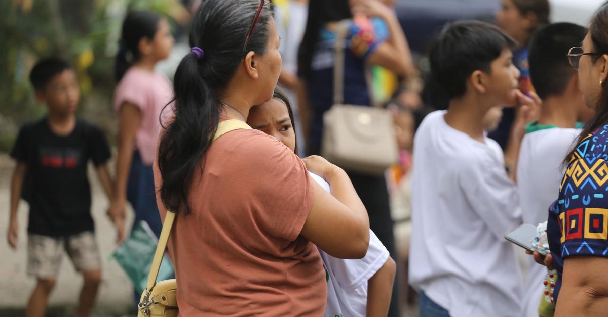 Starkes-Erdbeben-auf-Philippinen-mindestens-vier-Tote