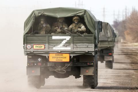 Prangt auf Panzern und Lastern der russischen Armee: das „Z“. Foto: dpa
