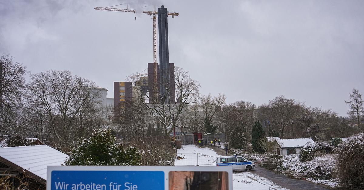 Zehntausende-Berliner-ohne-Strom-noch-tagelang