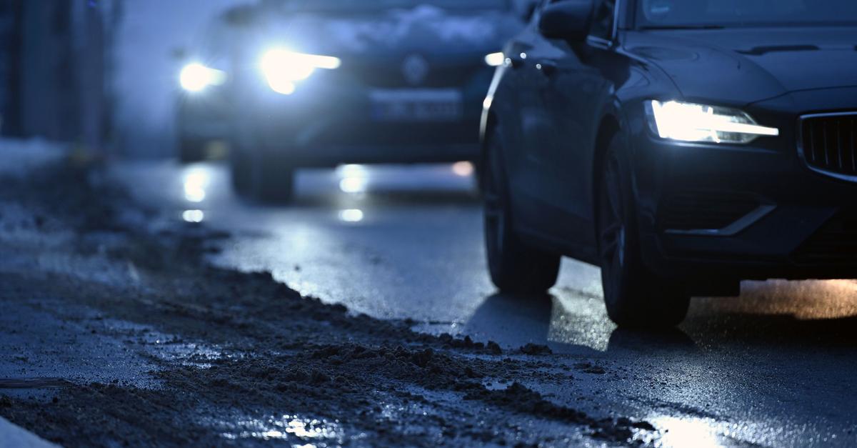 DWD-r-t-zur-Vorsicht-Unwettergefahr-durch-Gl-tte-im-Osten