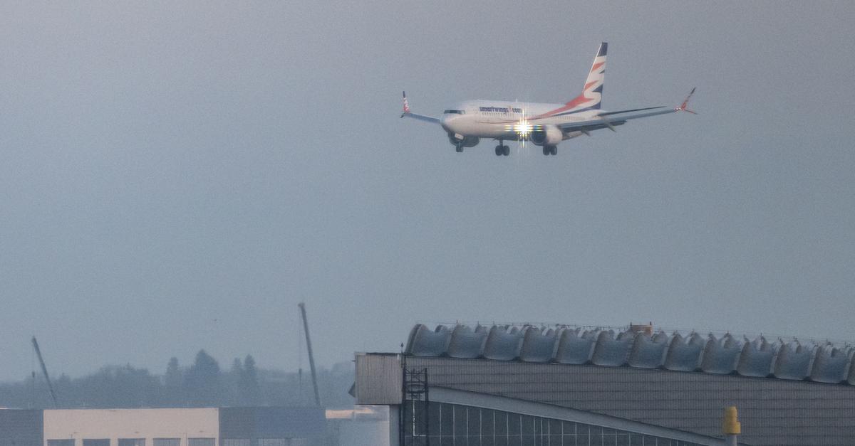 Charterflug-bringt-160-Afghanen-nach-Berlin