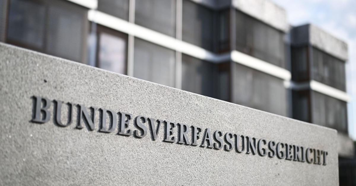 Bundesverfassungsgericht-r-gt-Polizeipraxis-bei-Abschiebung