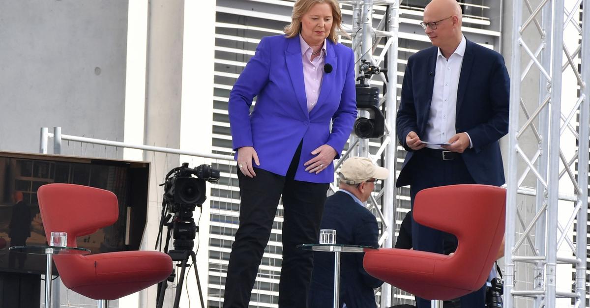 Bas-Vertrauen-in-Spahn-nach-Richterwahl-Eklat-angeschlagen