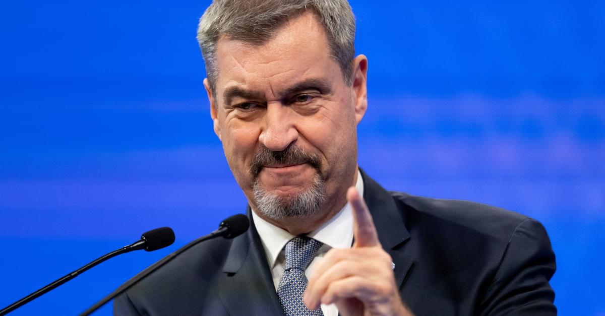 S-der-bleibt-CSU-Chef-mit-bisher-schlechtestem-Ergebnis