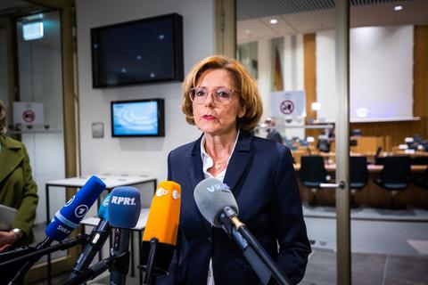 Ministerpräsidentin Malu Dreyer wird vor dem Untersuchungsausschuss zur Ahrflut befragt. Foto: Lukas Görlach / VRM Bild