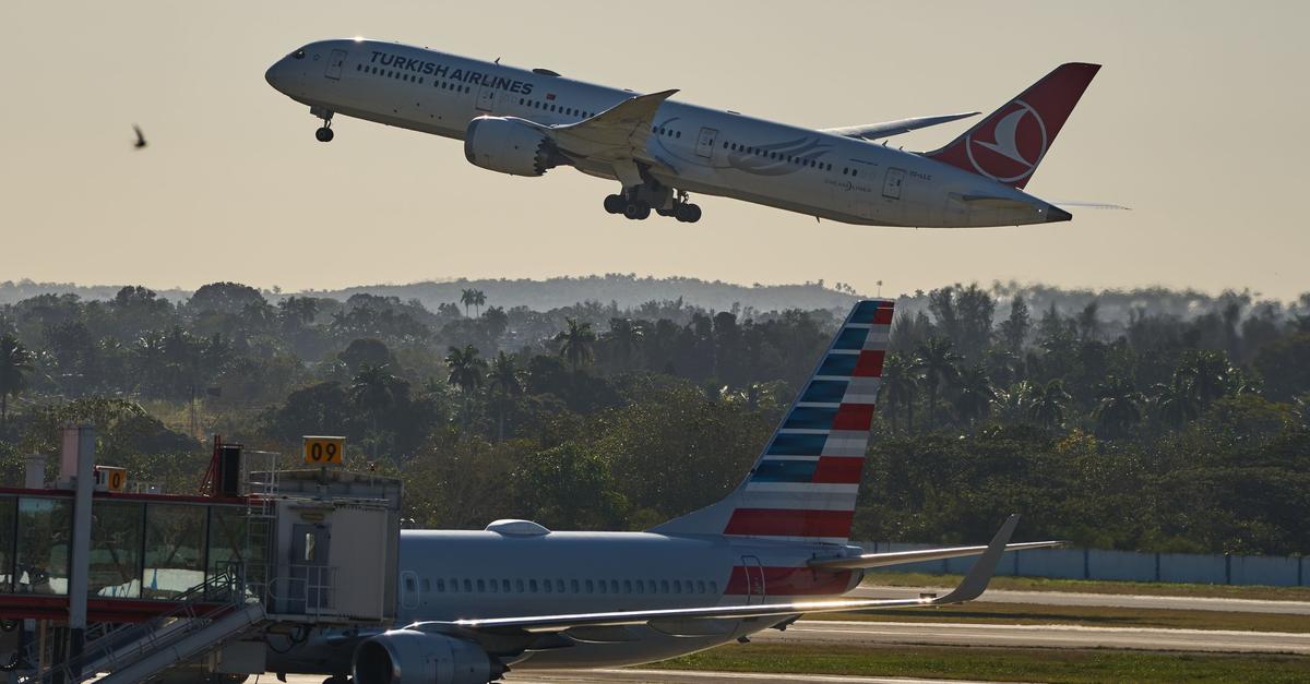 Kerosin-auf-Kuba-wird-knapp-Air-Canada-stoppt-Fl-ge