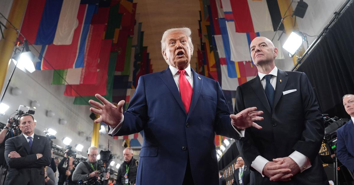 US-Pr-sident-Trump-bekommt-FIFA-Friedenspreis