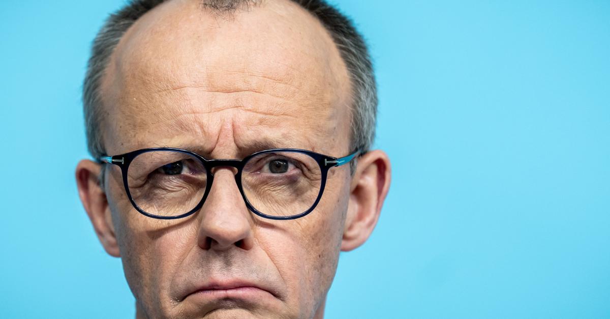 Merz-l-sst-die-Handels-Bazooka-stecken