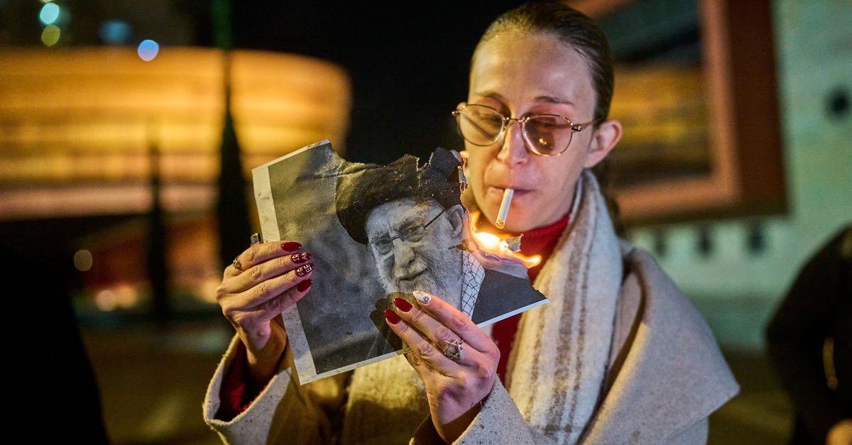 Angespannte-Ruhe-im-Iran-Sorge-vor-US-Angriffen-w-chst