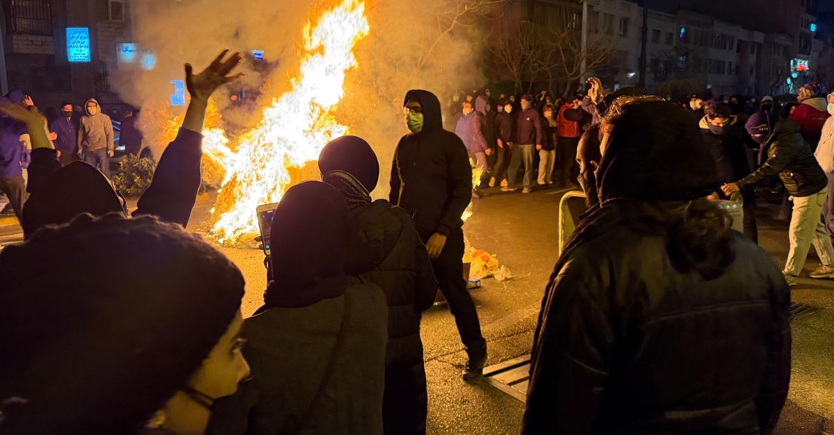 Iran-Trump-sagt-Demonstranten-Hilfe-zu-Bedr-ckte-Stimmung