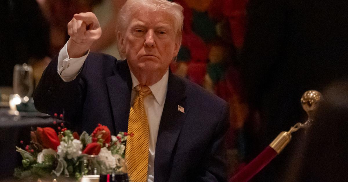 Epstein-Fall-Angeblich-pl-tzlich-eine-Million-neue-Akten-da