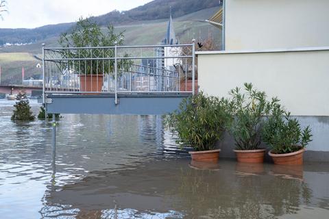 Terrasse in Überschwemmung
