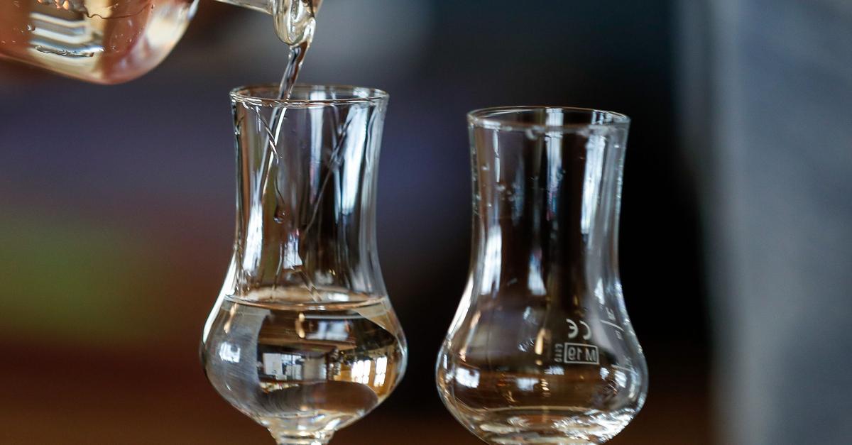 Obstler-sch-n-schwenken-So-outen-Sie-sich-als-Nichtkenner