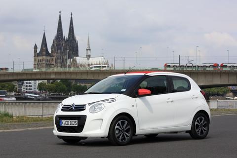 Der neue C1 erregt bei einer Probefahrt in Köln längst nicht so viel Aufmerksamkeit, wie es die Pressemappe vorher versprochen hatte. Foto: Citroën
