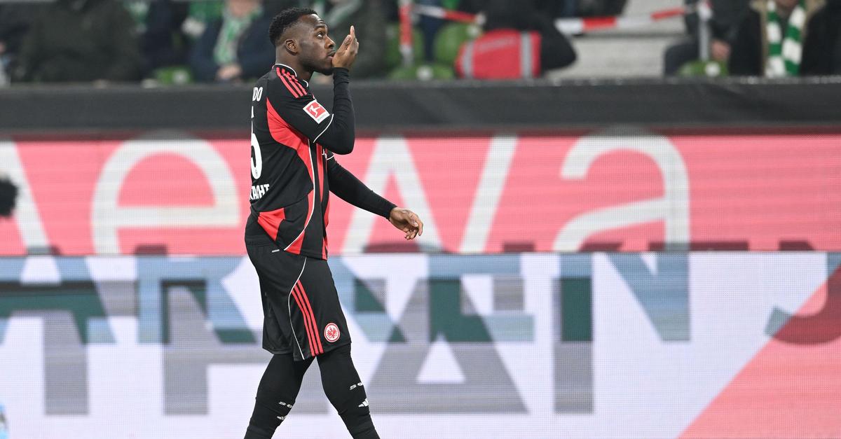 Schmitts-letzte-Chance-Eintracht-gegen-Leverkusen-gefordert